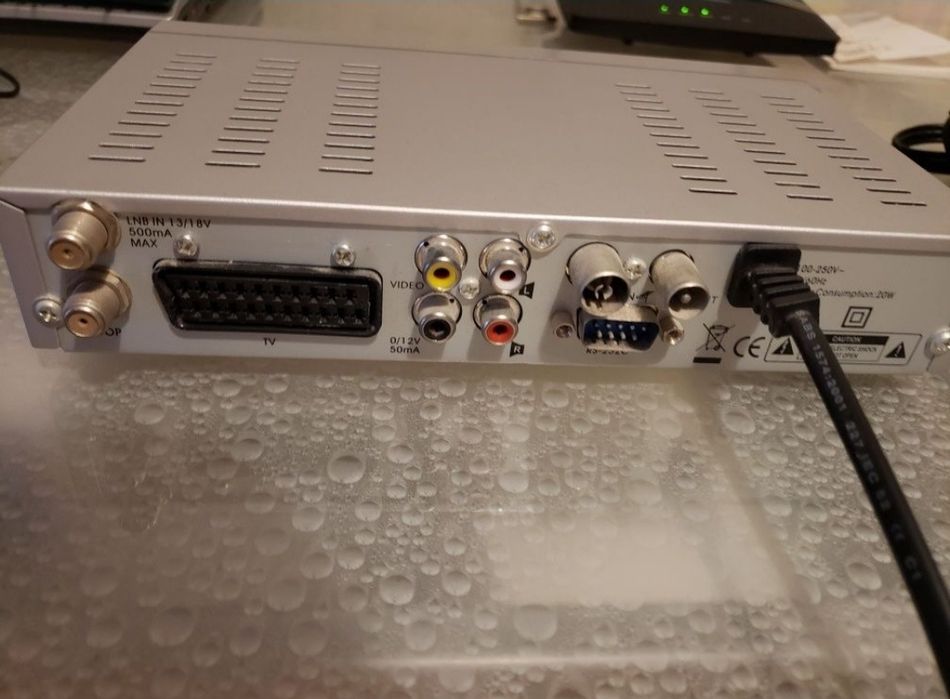 Продам спутниковый тюнер ORTON 4100 C