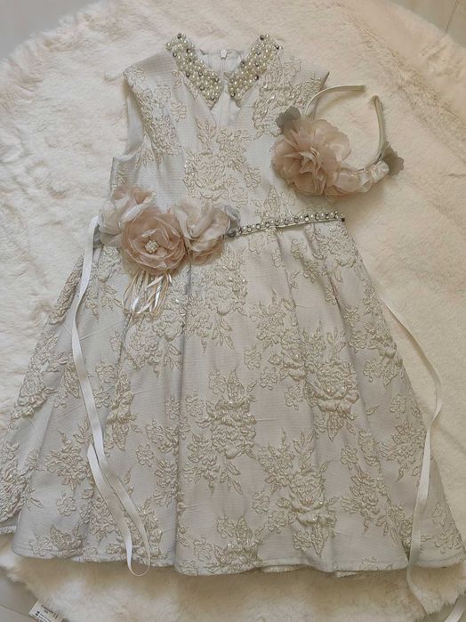 Сукня для дівчинки