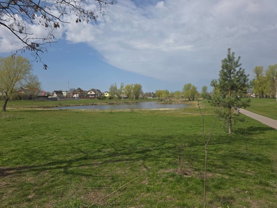 Під ресторан, офіси, салон краси, мінімаркет