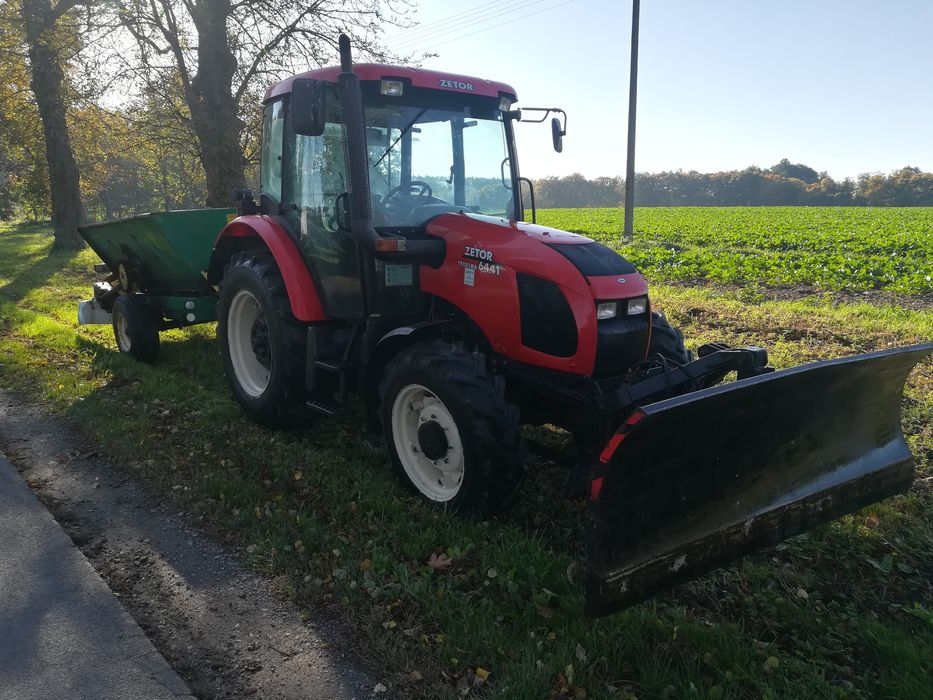 Pług do śniegu sterowanie hydrauliką.