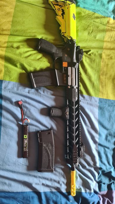 Airsoft M4 elétrica