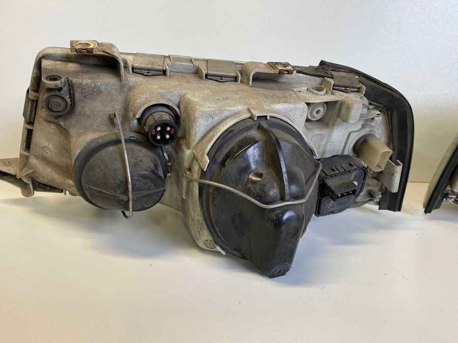 Audi 80 B4 Lampy przód Soczewka! Oryginał! Bardzo Ładne!