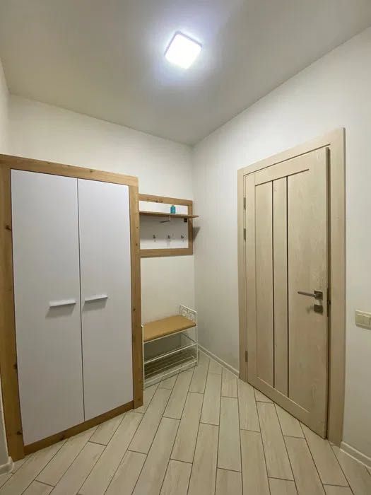 Довгострокова оренда таунхаусу. КМ Паларіс