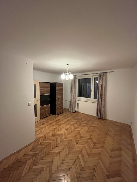 Do wynajecia kawalerka w bloku