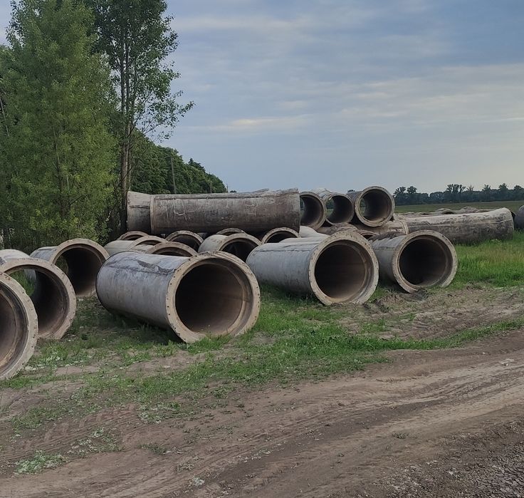 Труби D1200-600 Ж/Б.З/Б; б/у Бетонні .Залізобетонні,.