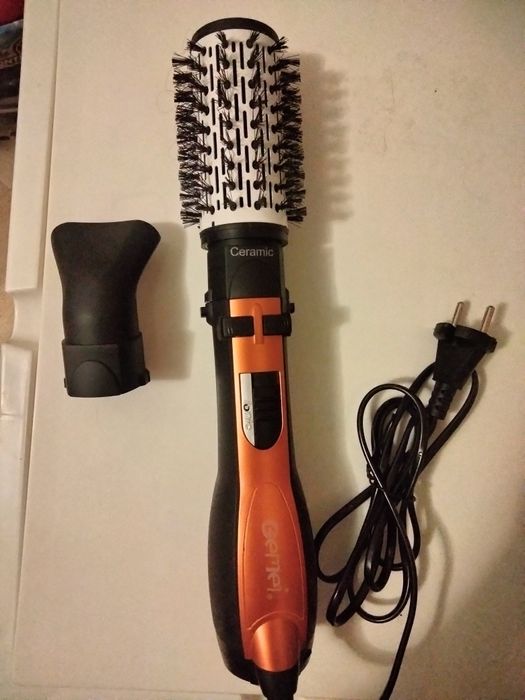 Фен-стайлер для волос