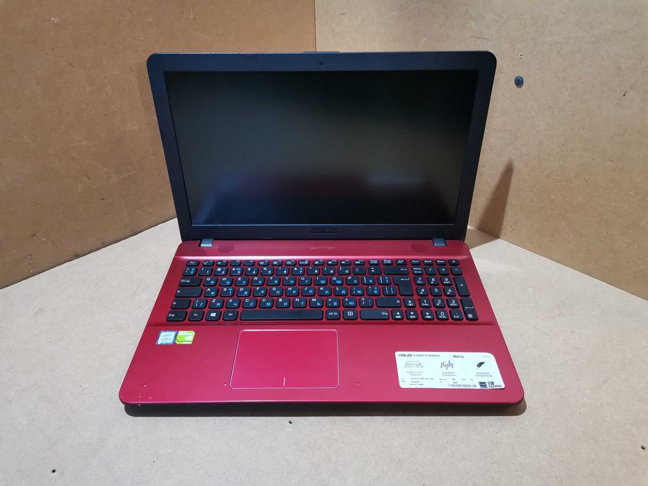 Ноутбук Asus VivoBook / 15.6"- FullHD / i5- 7200U / 8 DDR4 / 256 M.2 / GeForce 940MX - 2GB