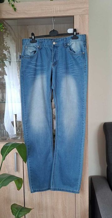 Spodnie jeansy męskie  ,,L''