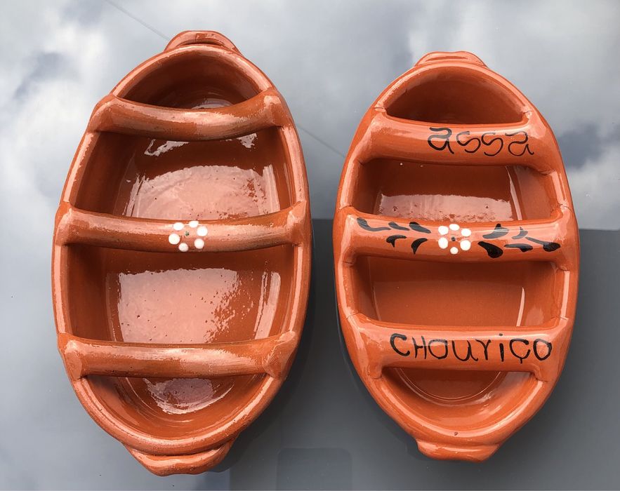 2 Assadores de barro para enchidos