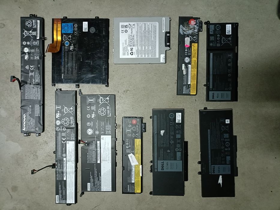 Pakiet 10 sztuk oryginalnych baterii do notebooka, uszkodzone