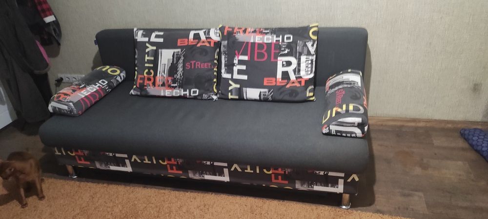 Диван раскладной, тахта