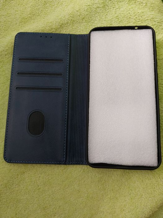 Etui do telefonu nowe