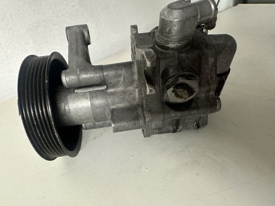 Pompa wspomagania BMW E70 X5,E71 X6