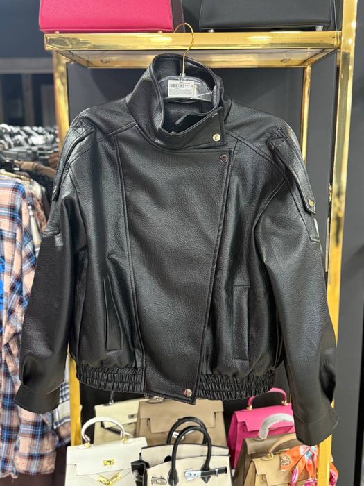 Шкіряна куртка бомбер