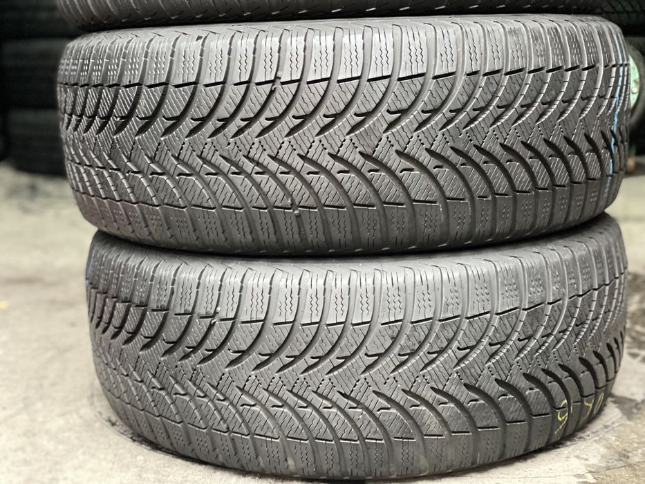 Шины зимние 2шт 215/55/R16 Michelin Alpin4