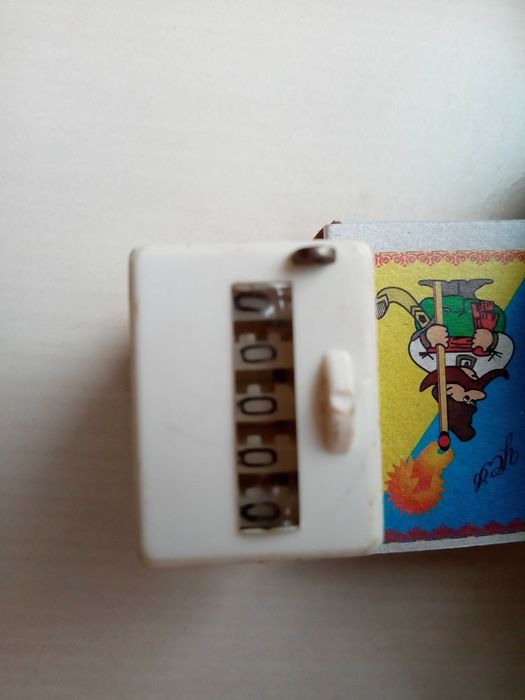 Счетчик импульсов СИ 106-1