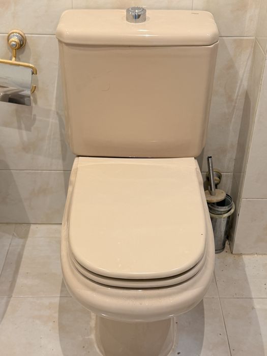 Sanita Roca. Conjunto completo casa de banho com torneiras . Roca