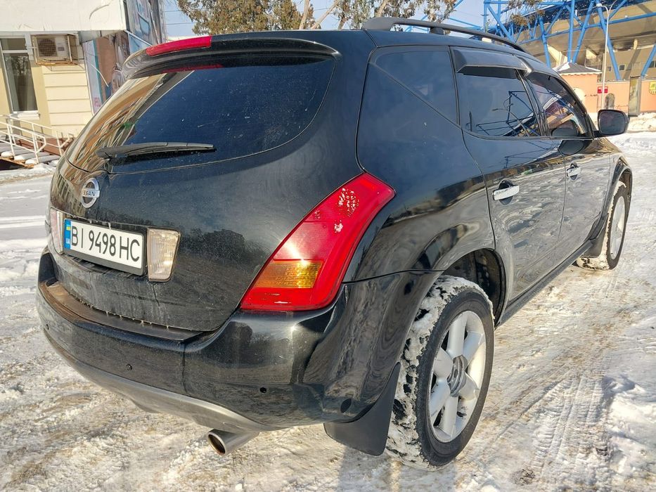 Автомобіль Nissan
