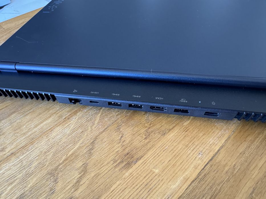 Ноутбук Legion 5 15ACH6 R7