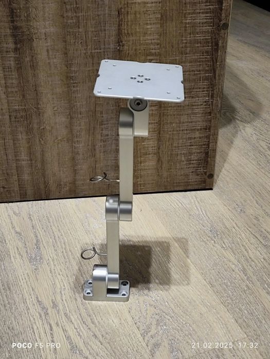 Flat Screen Arms кронштейн для монітора та телевізора