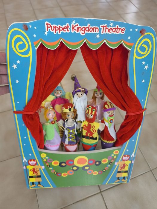Teatro de Fantoches de Vara em Madeira (Kid Journeys) - Como Novo!
