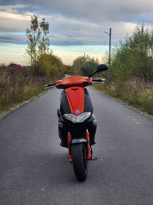 GILERA runner VXR 200