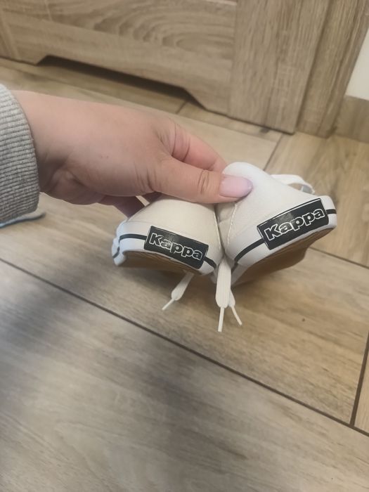 Damskie białe wiązane materiałowe buty trampki