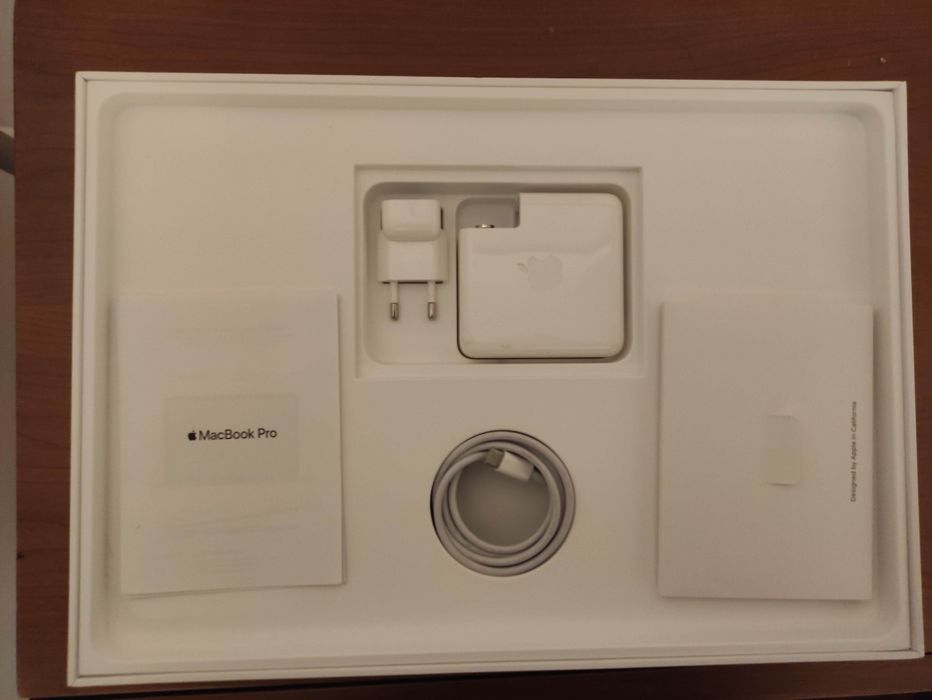 MacBook Pro 2019 I9 Touchbar