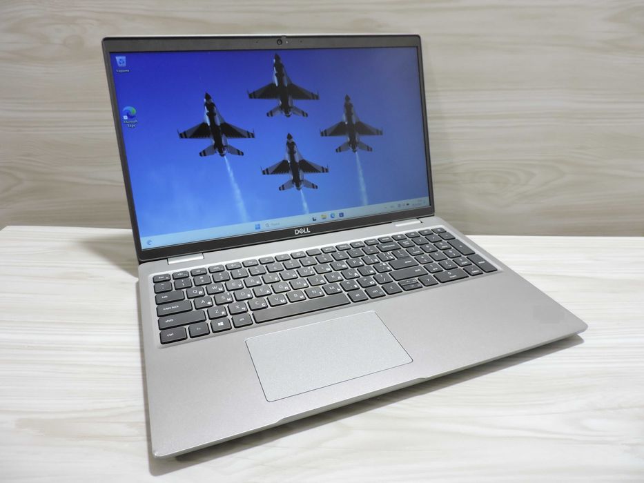 Dell Latitude 5520/15,6”/i7 1185G7/16GB/SSD 512/Iris XE