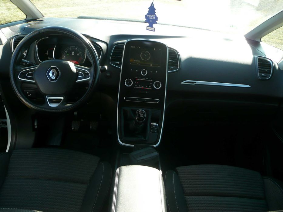 Renault Scenic 1.2 Tce 2017 rok 115 KM