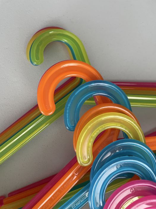 Conjunto de 14 cabides do IKEA