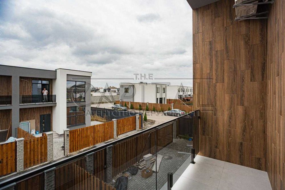 МЕТРО 5 хв ! Оренда ДУПЛЕКСА вул. Виноградна! НІХТО НЕ ПРОЖИВАВ !