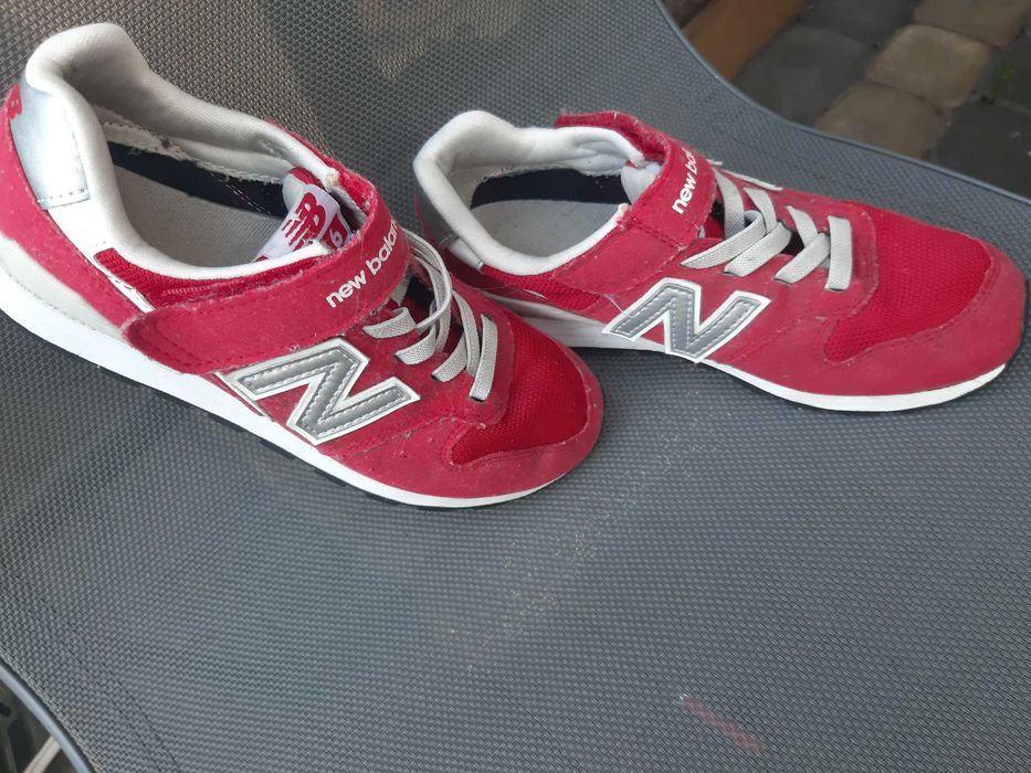 Buty dziecięce New Balance 34.5 sportowe 20.5 cm dla dziecka czerwone