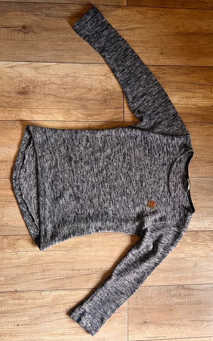 Sweter Love Moschino