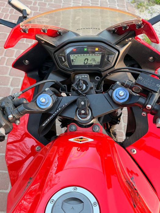 Honda cbr 400 r 2016