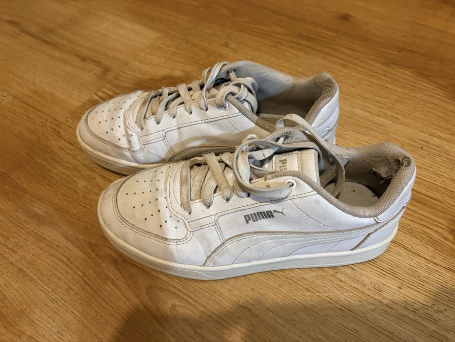 Sapatilhas Puma Brancas Casuais - Tamanho 38