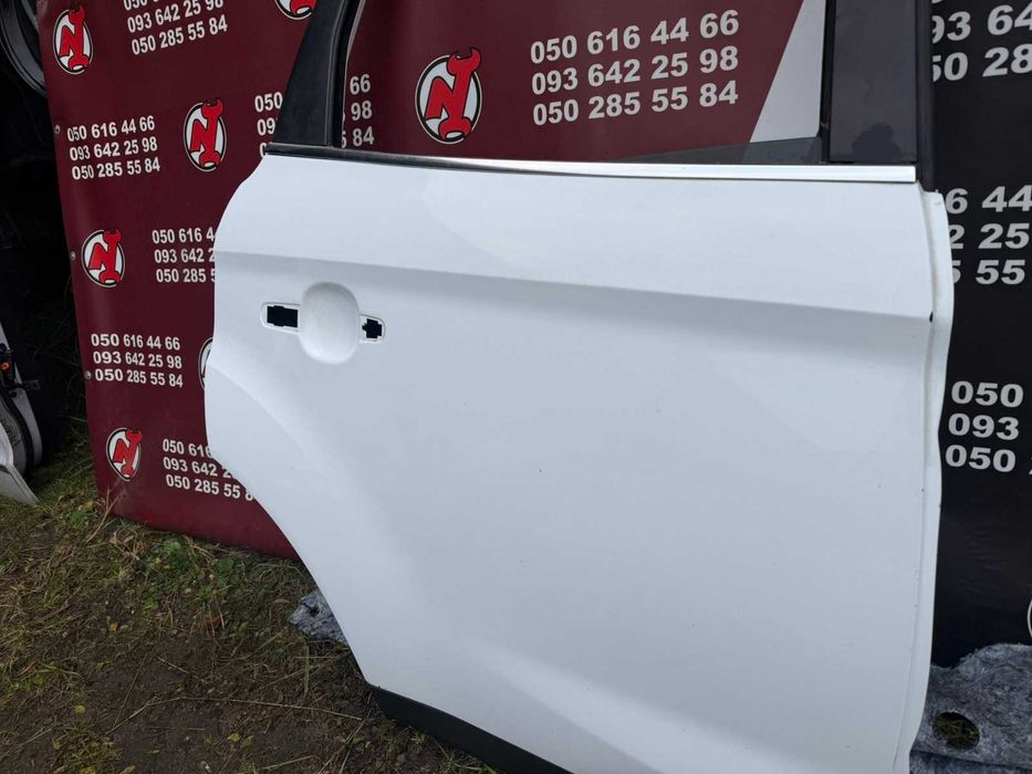 Двері передні+задні ліві+праві Ford Kuga mk1 2010