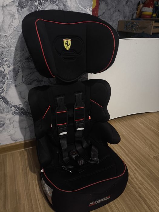 Дитяче Автокрісло