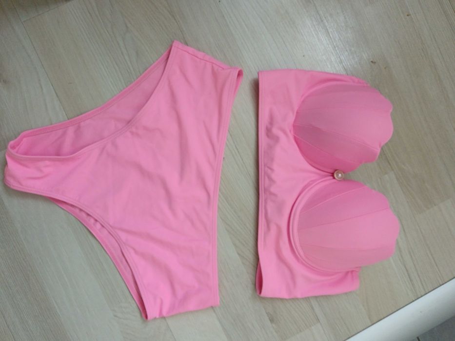 Strój kąpielowy muszelka