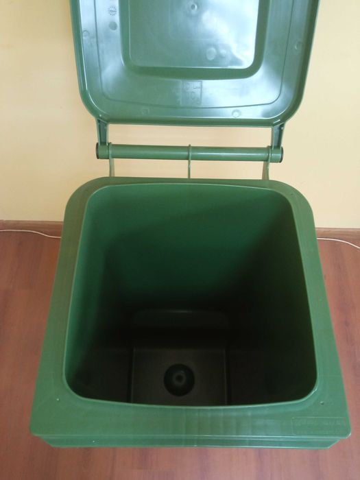 Мусорный бак,контейнер,бак сміттєвий,бак для сміття,бак 120л, WEBER