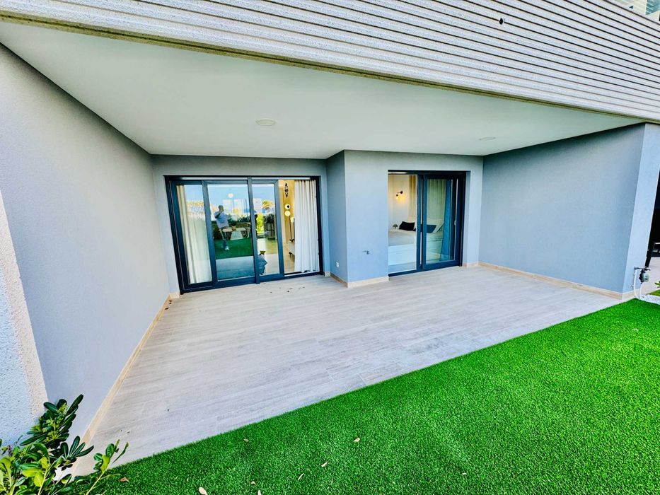 Апартаменти з 2 спальнями · 1-ша лінія моря · Три Басейни · Іспанія