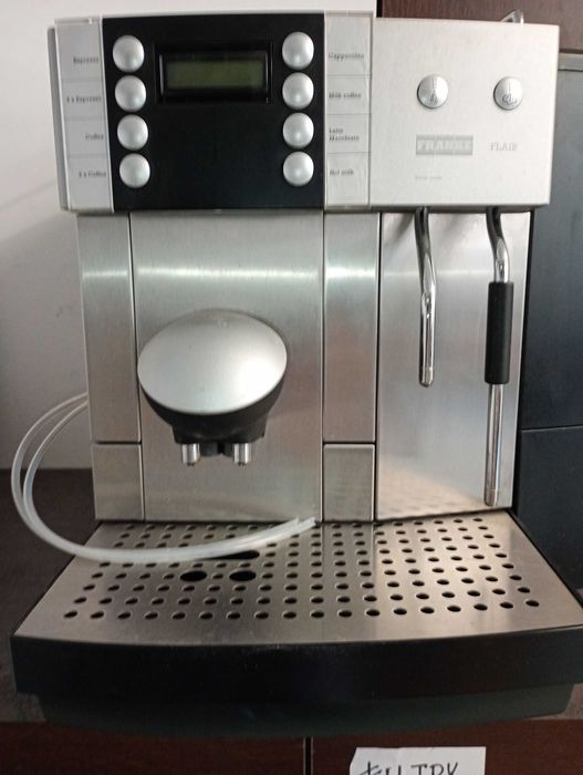 Ekspres do kawy Franke Flair do  kawiarni lub biura z dwa młynki