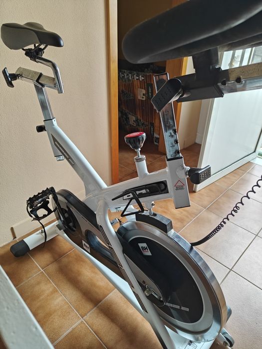 Bicicleta de Spinning BH Fitness SB2.2