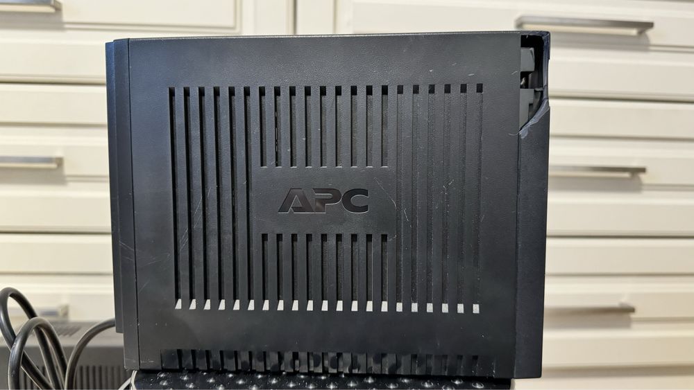 ДБЖ Безперебійник Інвертор APC BX650CI-RS
