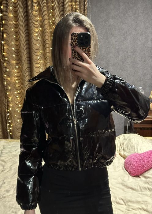 Лакована куртка чорна розмір ххс- хс