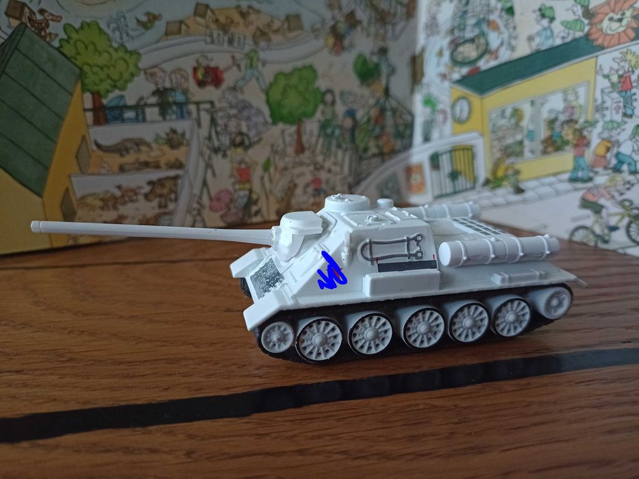 Колекційна модель САУ СУ-100 DeAgostini 1:72 зимовий камуфляж