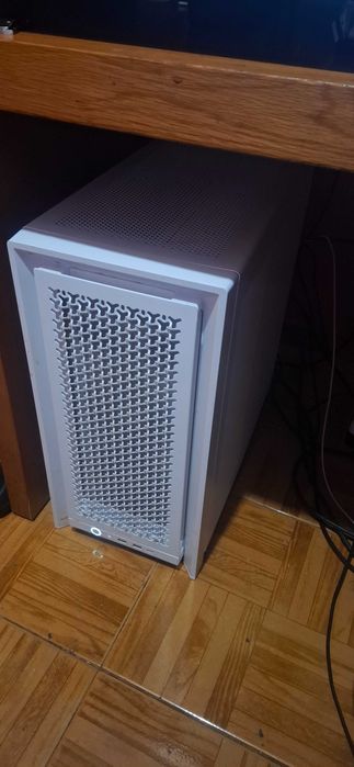 PC Gaming (Ryzen 5600, RTX 3060 12GB, 32GB 3600MHZ DDR4 RAM)