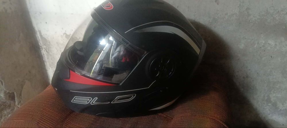 Kask motocyklowy szczękowy BLD z blendą przeciwsłoneczną – Rozmiar L