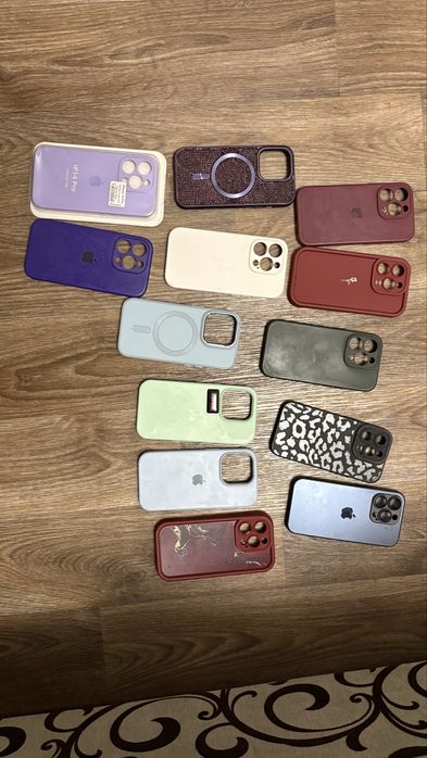Чехолы на Iphone 14 pro