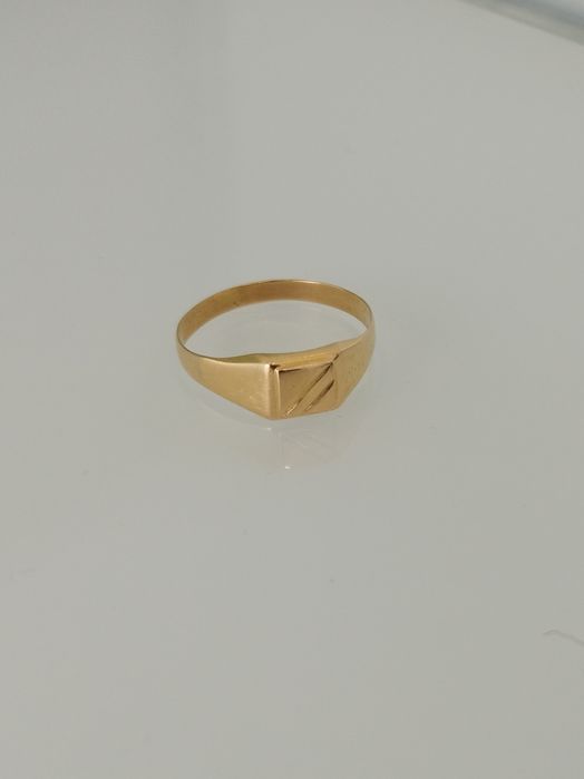 Anel em ouro de 19,2kt